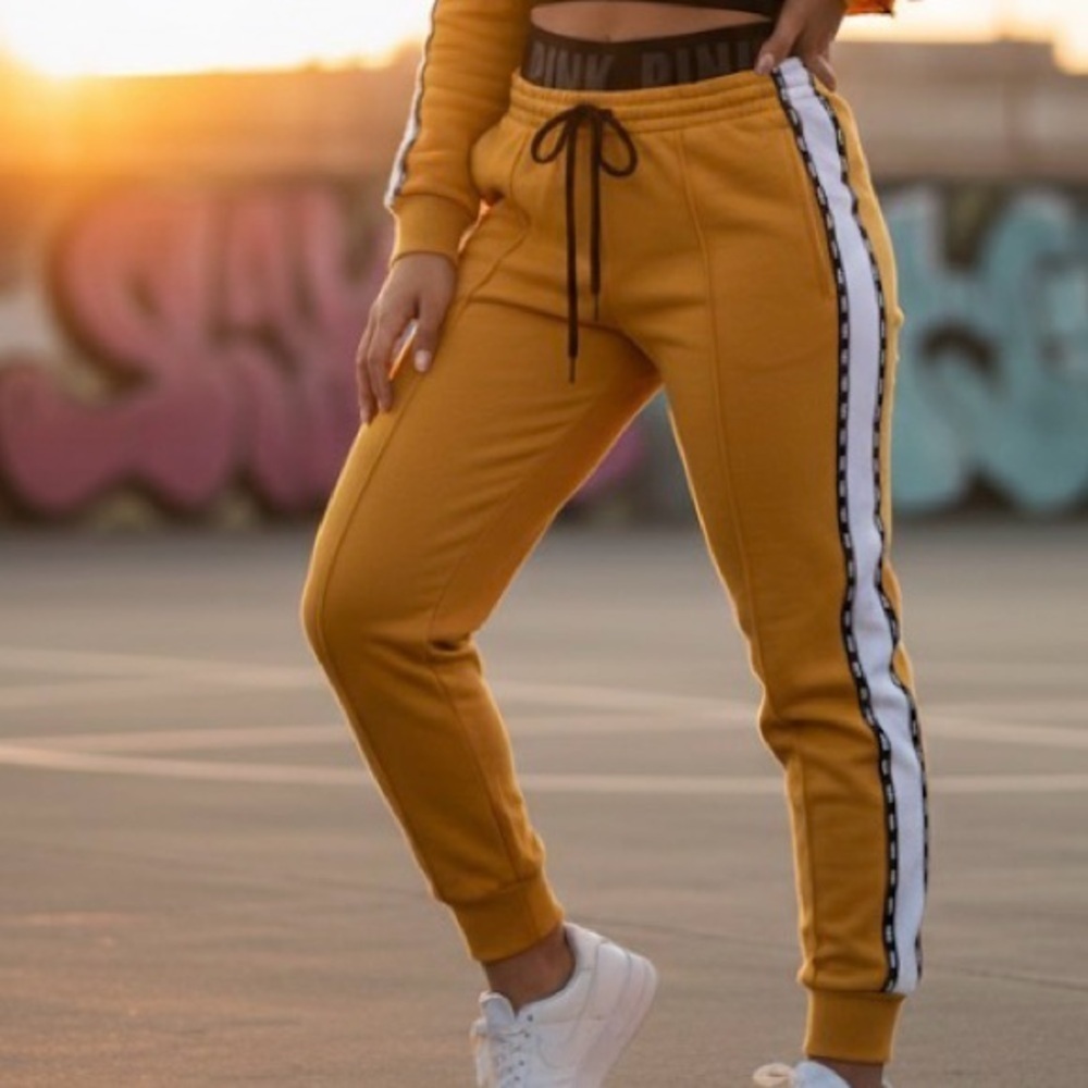 PINK Victoria's Secret Yellow Sweatpants Size S